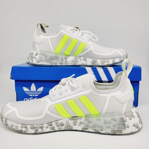 New Adidas NMD_R1 Men\'s Running Shoes Size 10.5 main image 7